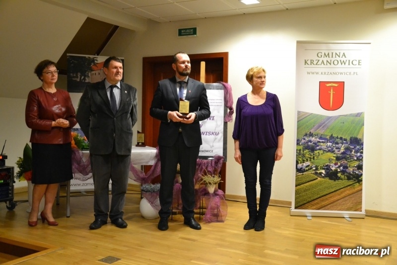 Zdjęcie w galerii na portalu naszraciborz.pl: Aktywni dla Społeczeństwa w gminie Krzanowice - gala na Zamku Piastowskim wiadomości z regionu