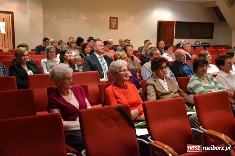 Zdjęcie w galerii na portalu naszraciborz.pl: Aktywni dla Społeczeństwa w gminie Krzanowice - gala na Zamku Piastowskim wiadomości z regionu