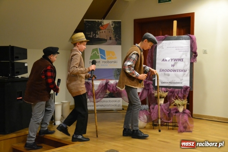 Zdjęcie w galerii na portalu naszraciborz.pl: Aktywni dla Społeczeństwa w gminie Krzanowice - gala na Zamku Piastowskim wiadomości z regionu