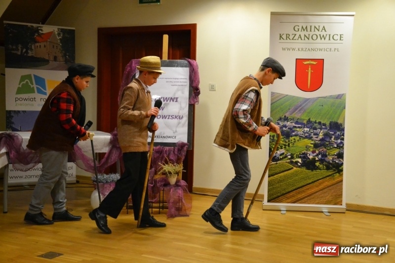 Zdjęcie w galerii na portalu naszraciborz.pl: Aktywni dla Społeczeństwa w gminie Krzanowice - gala na Zamku Piastowskim wiadomości z regionu