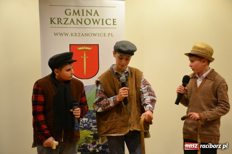 Zdjęcie w galerii na portalu naszraciborz.pl: Aktywni dla Społeczeństwa w gminie Krzanowice - gala na Zamku Piastowskim wiadomości z regionu