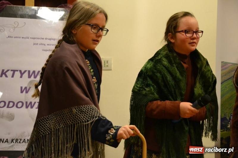 Zdjęcie w galerii na portalu naszraciborz.pl: Aktywni dla Społeczeństwa w gminie Krzanowice - gala na Zamku Piastowskim wiadomości z regionu