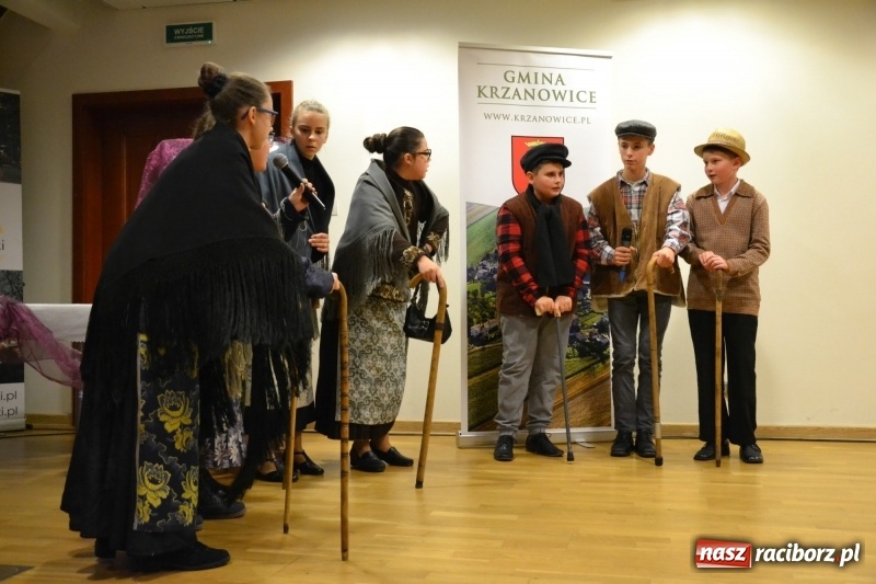 Zdjęcie w galerii na portalu naszraciborz.pl: Aktywni dla Społeczeństwa w gminie Krzanowice - gala na Zamku Piastowskim wiadomości z regionu