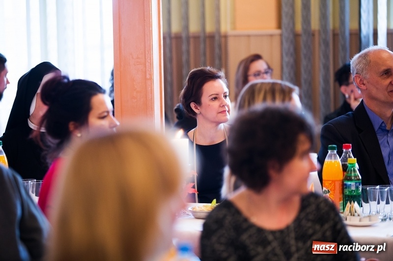 Zdjęcie w galerii na portalu naszraciborz.pl: Dzień pracownika socjalnego w DPS św. Notburgi w Raciborzu wiadomości z regionu