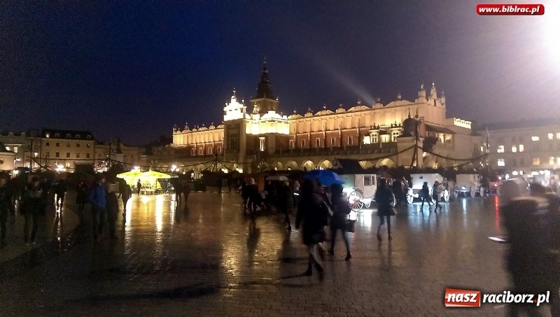 Zdjęcie w galerii na portalu naszraciborz.pl: Uczestnicy projektu Łączy nas książka z wizytą w Krakowie wiadomości z regionu