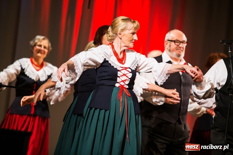 Zdjęcie w galerii na portalu naszraciborz.pl: Polaków drogi ku niepodległości. Wieczór Polski w Strzesze wiadomości z regionu