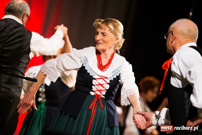 Zdjęcie w galerii na portalu naszraciborz.pl: Polaków drogi ku niepodległości. Wieczór Polski w Strzesze wiadomości z regionu