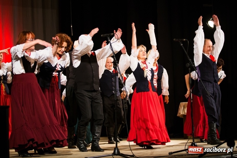 Zdjęcie w galerii na portalu naszraciborz.pl: Polaków drogi ku niepodległości. Wieczór Polski w Strzesze wiadomości z regionu