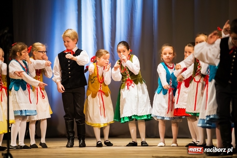 Zdjęcie w galerii na portalu naszraciborz.pl: Polaków drogi ku niepodległości. Wieczór Polski w Strzesze wiadomości z regionu