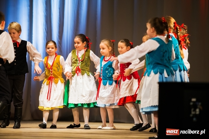 Zdjęcie w galerii na portalu naszraciborz.pl: Polaków drogi ku niepodległości. Wieczór Polski w Strzesze wiadomości z regionu