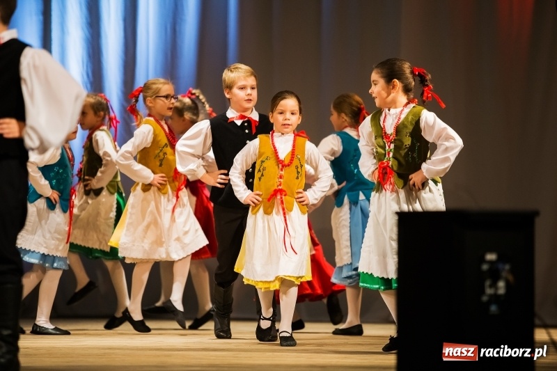Zdjęcie w galerii na portalu naszraciborz.pl: Polaków drogi ku niepodległości. Wieczór Polski w Strzesze wiadomości z regionu