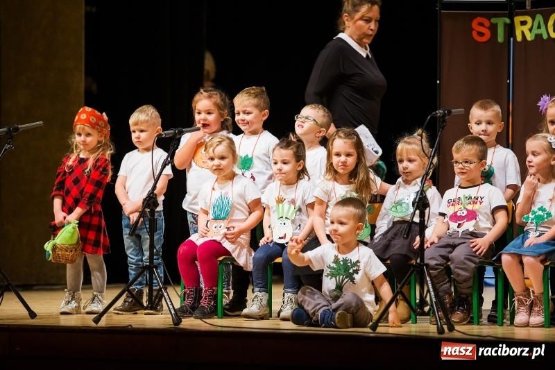Zdjęcie w galerii na portalu naszraciborz.pl: I Przegląd Małych Form Teatralnych w RCK wiadomości z regionu