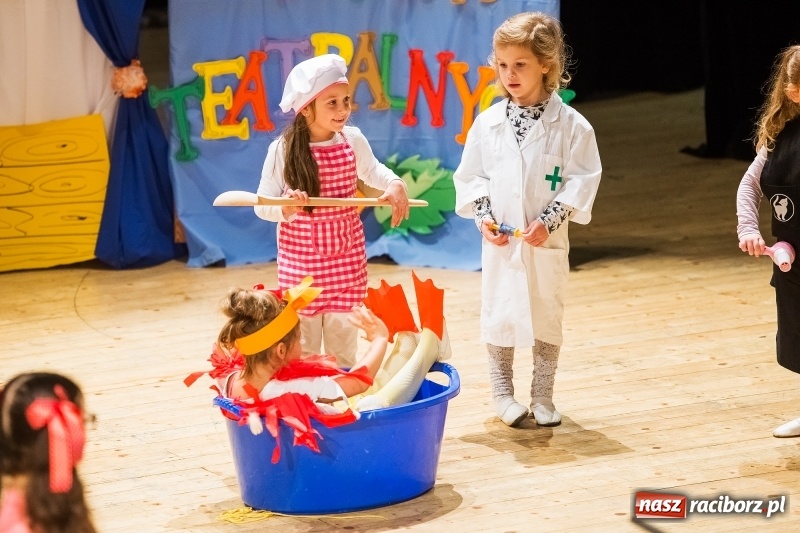 Zdjęcie w galerii na portalu naszraciborz.pl: I Przegląd Małych Form Teatralnych w RCK wiadomości z regionu