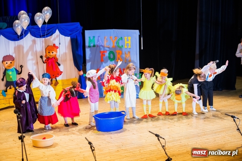 Zdjęcie w galerii na portalu naszraciborz.pl: I Przegląd Małych Form Teatralnych w RCK wiadomości z regionu