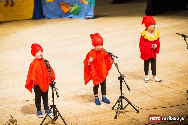 Zdjęcie w galerii na portalu naszraciborz.pl: I Przegląd Małych Form Teatralnych w RCK wiadomości z regionu