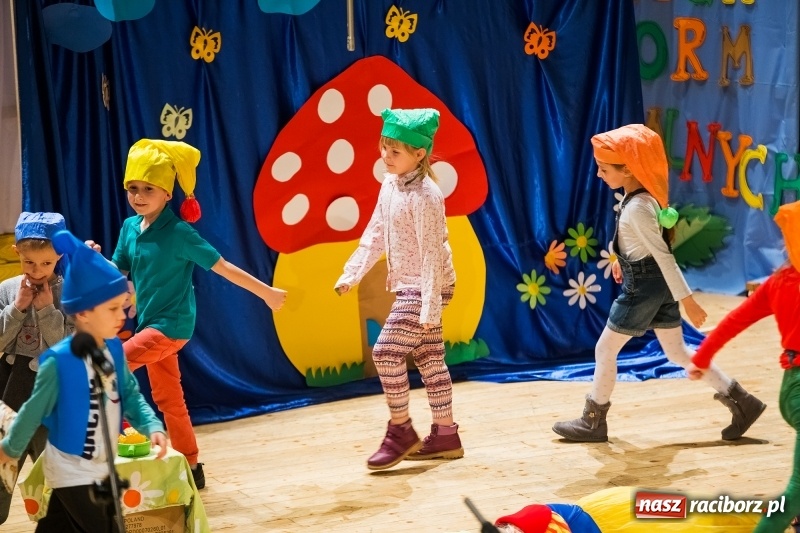 Zdjęcie w galerii na portalu naszraciborz.pl: I Przegląd Małych Form Teatralnych w RCK wiadomości z regionu