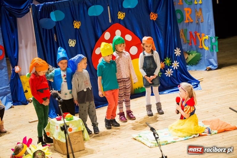 Zdjęcie w galerii na portalu naszraciborz.pl: I Przegląd Małych Form Teatralnych w RCK wiadomości z regionu