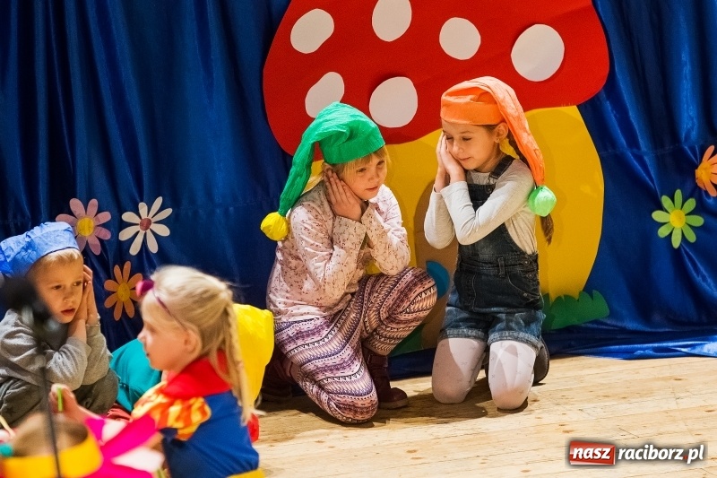 Zdjęcie w galerii na portalu naszraciborz.pl: I Przegląd Małych Form Teatralnych w RCK wiadomości z regionu