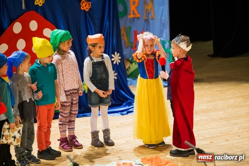 Zdjęcie w galerii na portalu naszraciborz.pl: I Przegląd Małych Form Teatralnych w RCK wiadomości z regionu