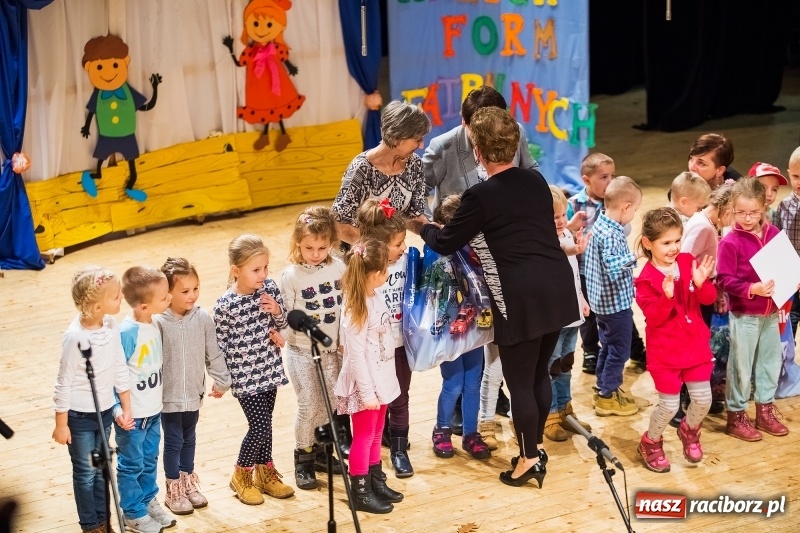 Zdjęcie w galerii na portalu naszraciborz.pl: I Przegląd Małych Form Teatralnych w RCK wiadomości z regionu