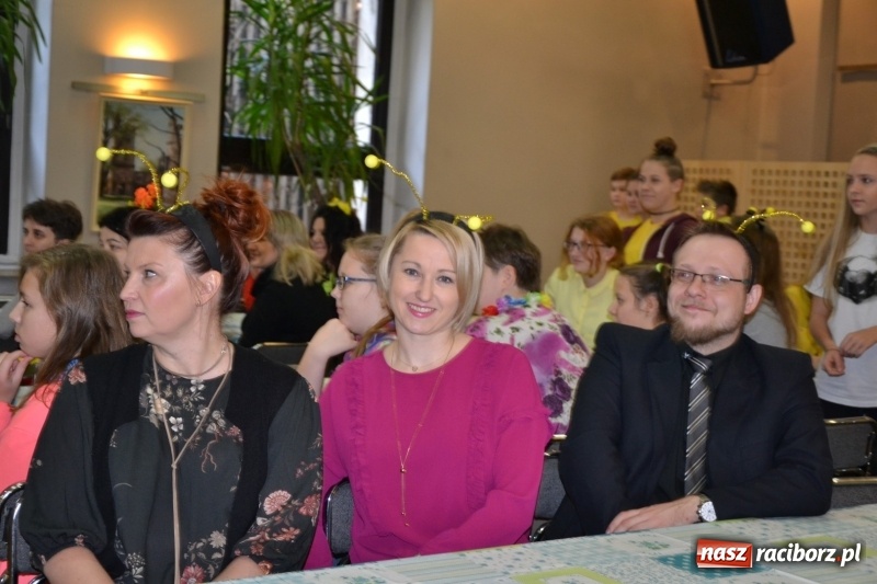 Zdjęcie w galerii na portalu naszraciborz.pl: Spotkanie integracyjne Dzieci – Dzieciom, czyli Święto pieczonego ciasteczka  wiadomości z regionu