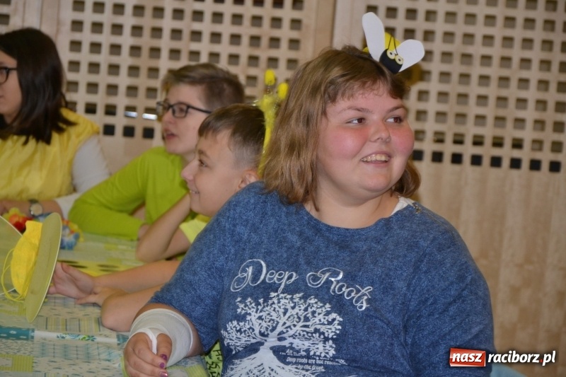 Zdjęcie w galerii na portalu naszraciborz.pl: Spotkanie integracyjne Dzieci – Dzieciom, czyli Święto pieczonego ciasteczka  wiadomości z regionu