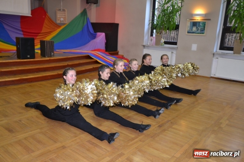 Zdjęcie w galerii na portalu naszraciborz.pl: Spotkanie integracyjne Dzieci – Dzieciom, czyli Święto pieczonego ciasteczka  wiadomości z regionu