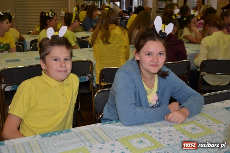 Zdjęcie w galerii na portalu naszraciborz.pl: Spotkanie integracyjne Dzieci – Dzieciom, czyli Święto pieczonego ciasteczka  wiadomości z regionu