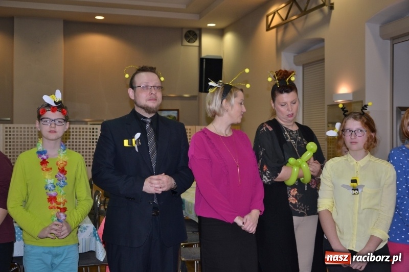 Zdjęcie w galerii na portalu naszraciborz.pl: Spotkanie integracyjne Dzieci – Dzieciom, czyli Święto pieczonego ciasteczka  wiadomości z regionu