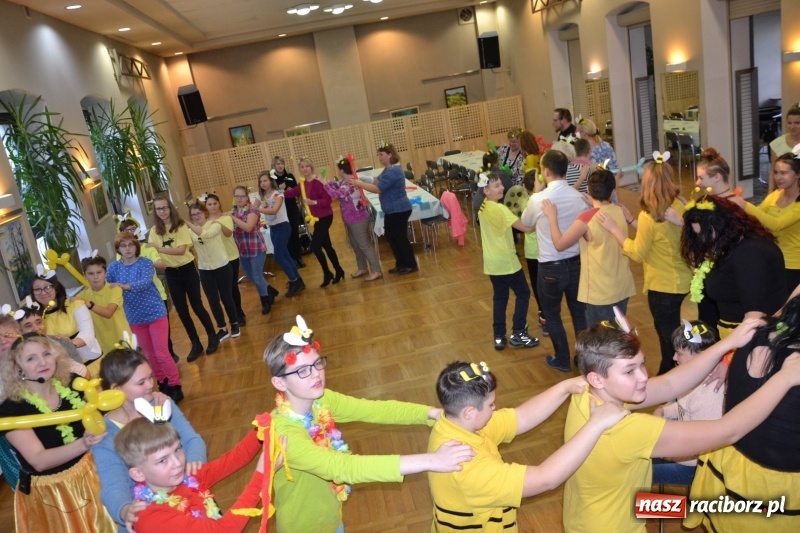 Zdjęcie w galerii na portalu naszraciborz.pl: Spotkanie integracyjne Dzieci – Dzieciom, czyli Święto pieczonego ciasteczka  wiadomości z regionu