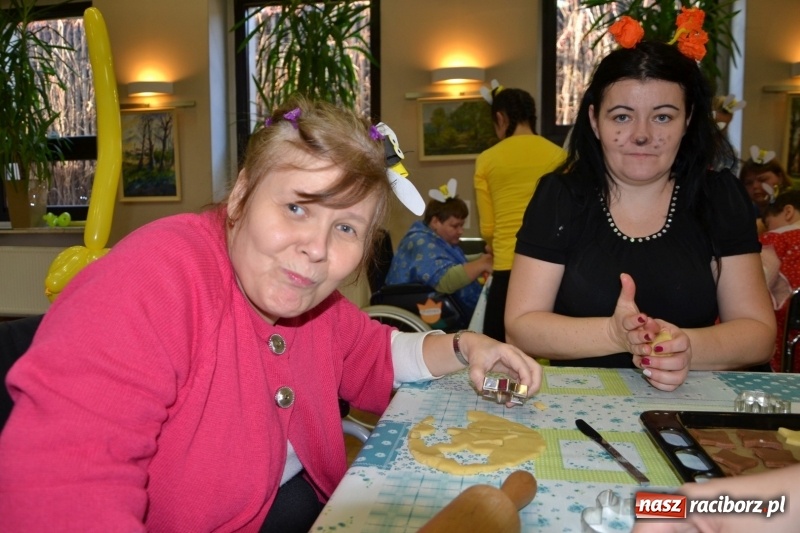 Zdjęcie w galerii na portalu naszraciborz.pl: Spotkanie integracyjne Dzieci – Dzieciom, czyli Święto pieczonego ciasteczka  wiadomości z regionu