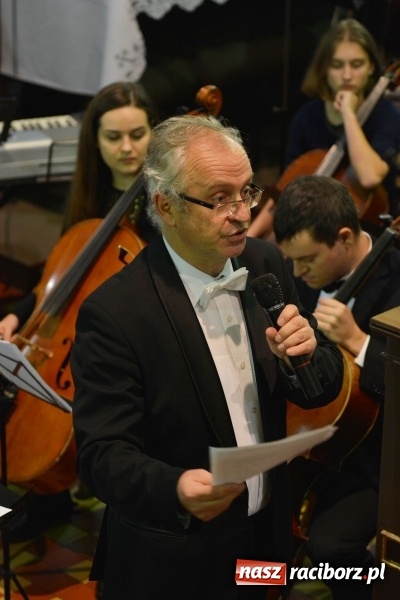 Zdjęcie w galerii na portalu naszraciborz.pl: Gaude Mater Polonia dumnie zabrzmiało w kościele farnym  wiadomości z regionu
