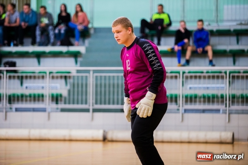 Zdjęcie w galerii na portalu naszraciborz.pl: IV Makroregionalny Turniej Piłki Nożnej w Arenie Rafako wiadomości z regionu