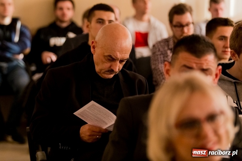 Zdjęcie w galerii na portalu naszraciborz.pl: Międzynarodowa konferencja naukowa z udziałem Europosła prof. Jerzego Buzka w PWSZ w Raciborzu wiadomości z regionu