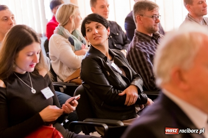 Zdjęcie w galerii na portalu naszraciborz.pl: Międzynarodowa konferencja naukowa z udziałem Europosła prof. Jerzego Buzka w PWSZ w Raciborzu wiadomości z regionu