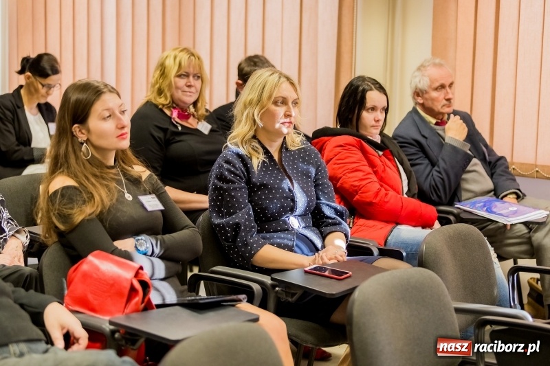 Zdjęcie w galerii na portalu naszraciborz.pl: Międzynarodowa konferencja naukowa z udziałem Europosła prof. Jerzego Buzka w PWSZ w Raciborzu wiadomości z regionu