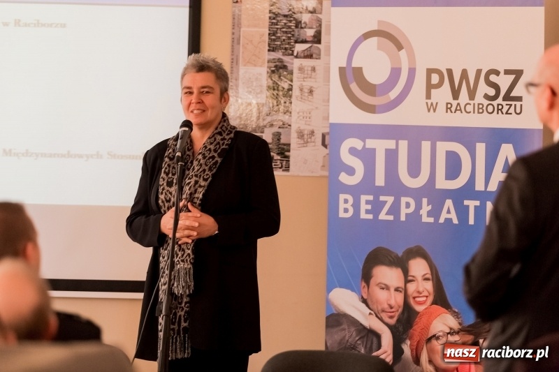 Zdjęcie w galerii na portalu naszraciborz.pl: Międzynarodowa konferencja naukowa z udziałem Europosła prof. Jerzego Buzka w PWSZ w Raciborzu wiadomości z regionu