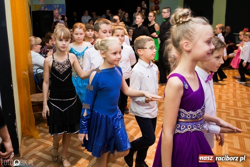 Zdjęcie w galerii na portalu naszraciborz.pl: Jesienne tańczenie na rozkręcenie w MDK wiadomości z regionu