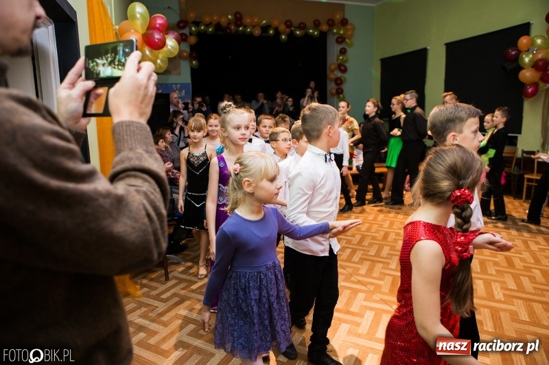 Zdjęcie w galerii na portalu naszraciborz.pl: Jesienne tańczenie na rozkręcenie w MDK wiadomości z regionu