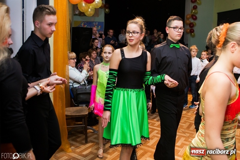 Zdjęcie w galerii na portalu naszraciborz.pl: Jesienne tańczenie na rozkręcenie w MDK wiadomości z regionu