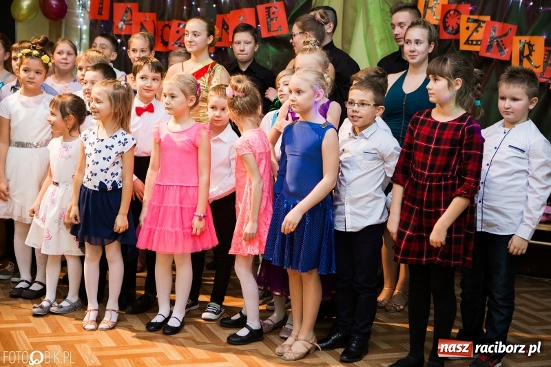 Zdjęcie w galerii na portalu naszraciborz.pl: Jesienne tańczenie na rozkręcenie w MDK wiadomości z regionu