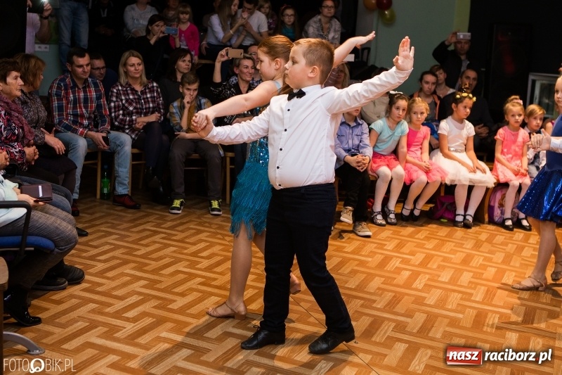 Zdjęcie w galerii na portalu naszraciborz.pl: Jesienne tańczenie na rozkręcenie w MDK wiadomości z regionu