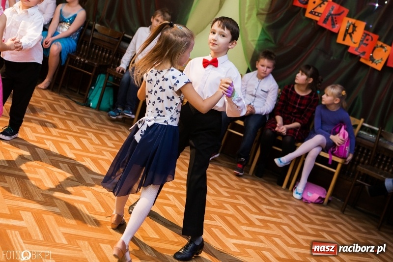 Zdjęcie w galerii na portalu naszraciborz.pl: Jesienne tańczenie na rozkręcenie w MDK wiadomości z regionu