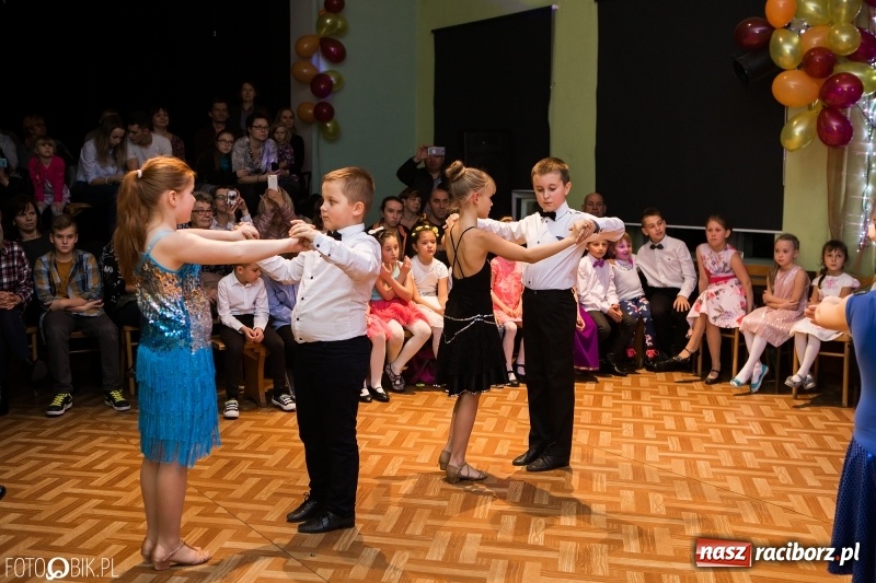 Zdjęcie w galerii na portalu naszraciborz.pl: Jesienne tańczenie na rozkręcenie w MDK wiadomości z regionu
