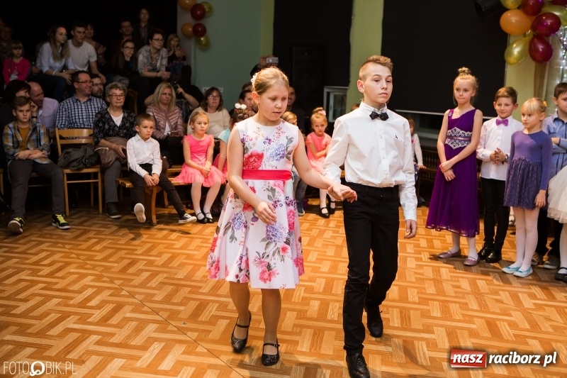 Zdjęcie w galerii na portalu naszraciborz.pl: Jesienne tańczenie na rozkręcenie w MDK wiadomości z regionu