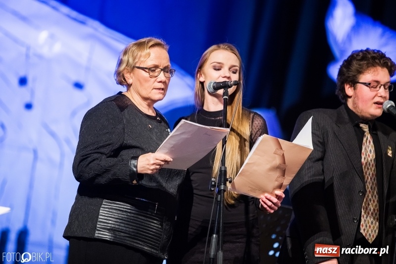 Zdjęcie w galerii na portalu naszraciborz.pl: XVII Zaduszki Poetyckie Atlantydy w Domu Kultury Strzecha wiadomości z regionu