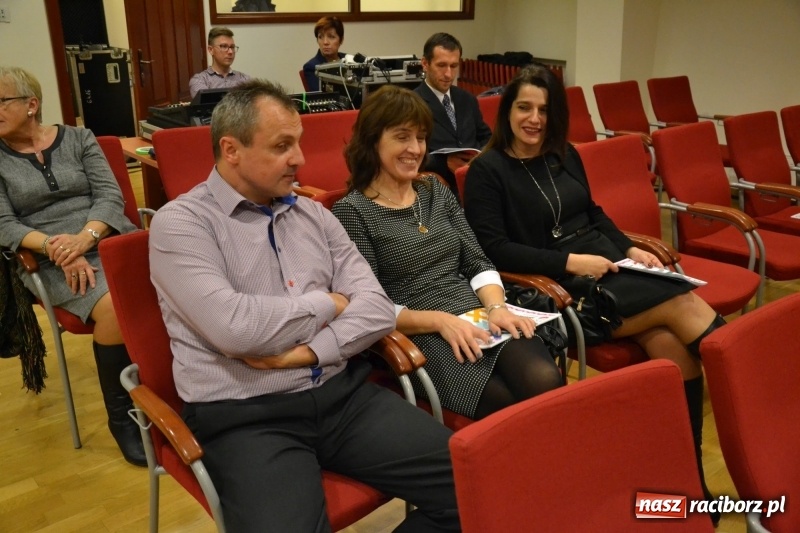 Zdjęcie w galerii na portalu naszraciborz.pl: 30-lecia Klubu Olimpijczyka Sokół. Uroczysta gala na Zamku Piastowskim  wiadomości z regionu