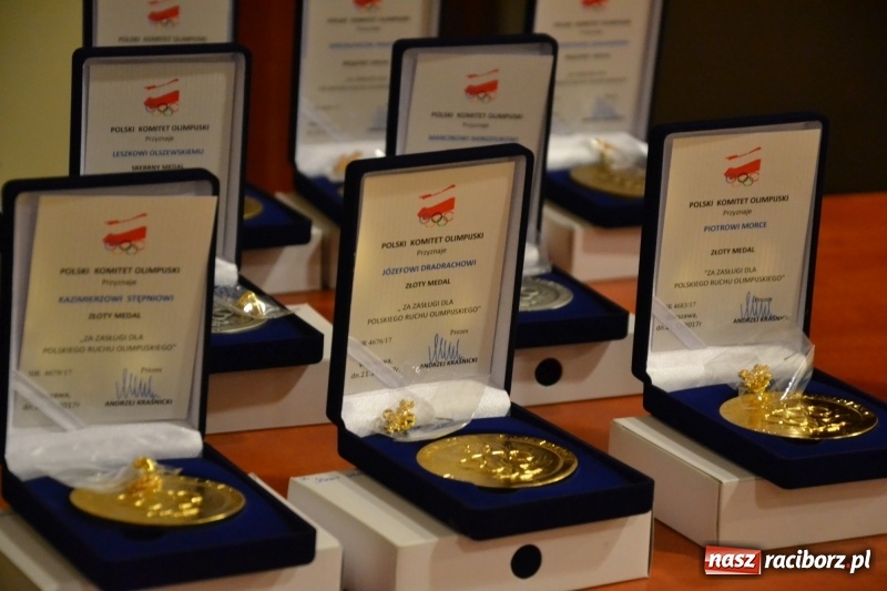 Zdjęcie w galerii na portalu naszraciborz.pl: 30-lecia Klubu Olimpijczyka Sokół. Uroczysta gala na Zamku Piastowskim  wiadomości z regionu