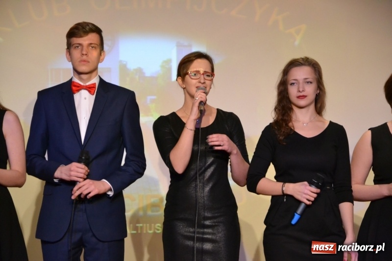 Zdjęcie w galerii na portalu naszraciborz.pl: 30-lecia Klubu Olimpijczyka Sokół. Uroczysta gala na Zamku Piastowskim  wiadomości z regionu