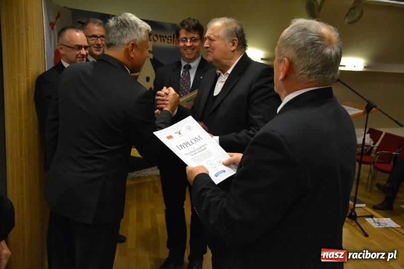 Zdjęcie w galerii na portalu naszraciborz.pl: 30-lecia Klubu Olimpijczyka Sokół. Uroczysta gala na Zamku Piastowskim  wiadomości z regionu